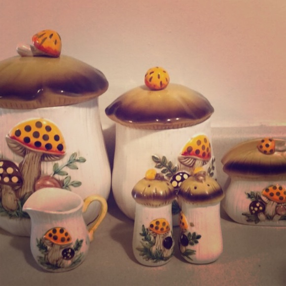 Vintage mushroom canisters - Picture 1 of 1